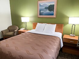 Hudson Inn & Suites
