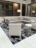 Embassy Suites by Hilton Chicago Schaumburg Woodfield