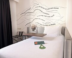 ibis Styles Paris Tolbiac Bibliotheque