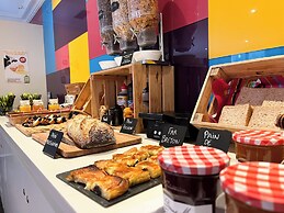 ibis Styles Paris Tolbiac Bibliotheque