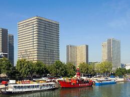 ibis Styles Paris Tolbiac Bibliotheque