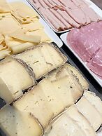 ibis Styles Paris Tolbiac Bibliotheque