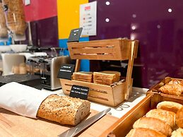 ibis Styles Paris Tolbiac Bibliotheque