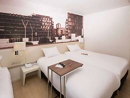 ibis Styles Paris Tolbiac Bibliotheque
