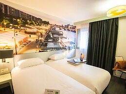 ibis Styles Paris Tolbiac Bibliotheque