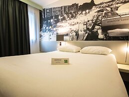 ibis Styles Paris Tolbiac Bibliotheque