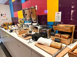 ibis Styles Paris Tolbiac Bibliotheque