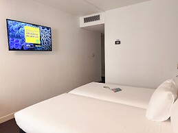 ibis Styles Paris Tolbiac Bibliotheque