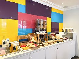 ibis Styles Paris Tolbiac Bibliotheque