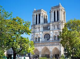 ibis Styles Paris Tolbiac Bibliotheque