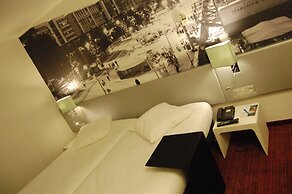ibis Styles Paris Tolbiac Bibliotheque