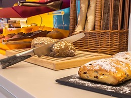 ibis Styles Paris Tolbiac Bibliotheque