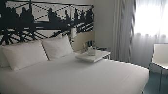 ibis Styles Paris Tolbiac Bibliotheque
