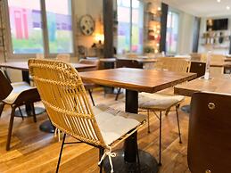 ibis Styles Paris Tolbiac Bibliotheque