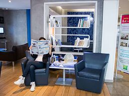ibis Styles Paris Tolbiac Bibliotheque