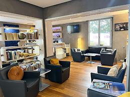 ibis Styles Paris Tolbiac Bibliotheque