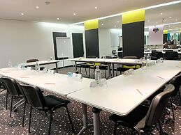ibis Styles Paris Tolbiac Bibliotheque