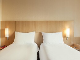 ibis Paris La Défense Esplanade