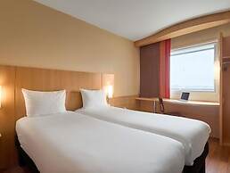 ibis Paris La Défense Esplanade