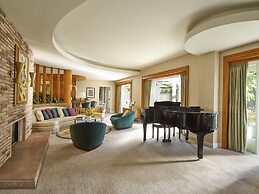 The Beverly Hills Hotel
