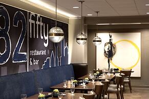 DoubleTree by Hilton Dallas - Campbell Centre