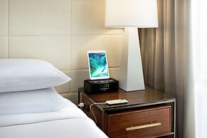 DoubleTree by Hilton Dallas - Campbell Centre