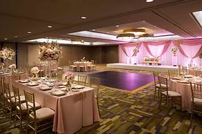 DoubleTree by Hilton Dallas - Campbell Centre