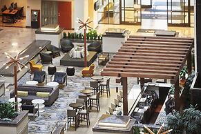 DoubleTree by Hilton Fresno Convention Center