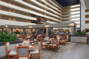 DoubleTree by Hilton Fresno Convention Center