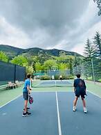 Vail Racquet Club Mountain Resort