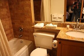 Vail Racquet Club Mountain Resort