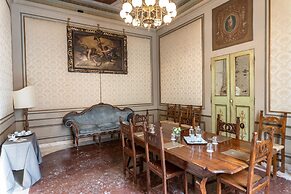 Phi Hotel Canalgrande