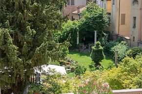 Phi Hotel Canalgrande