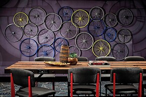 Renaissance Nashville Hotel