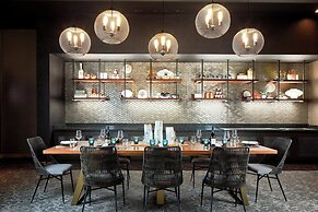 Renaissance Nashville Hotel