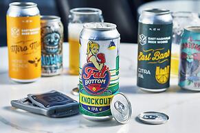 Renaissance Nashville Hotel