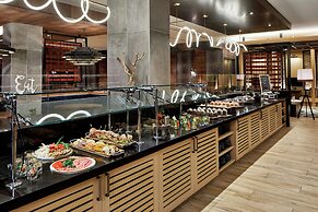 Renaissance Nashville Hotel