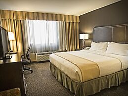 Holiday Inn Hotel & Suites Anaheim by IHG