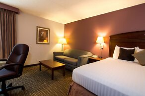 Greenstay Hotel & Suites