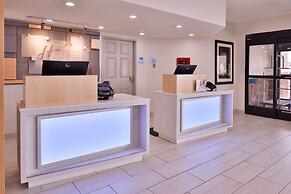 Holiday Inn Express Farmington - Bloomfield by IHG