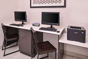 Holiday Inn Express Farmington - Bloomfield by IHG