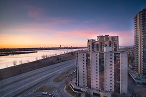 Sandman Hotel Montreal - Longueuil