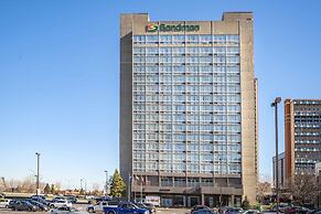 Sandman Hotel Montreal - Longueuil