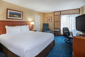 Crowne Plaza Dulles Airport by IHG