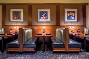 Crowne Plaza Dulles Airport by IHG