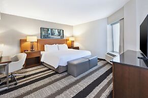 Crowne Plaza Dulles Airport by IHG