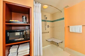 Crowne Plaza Dulles Airport by IHG