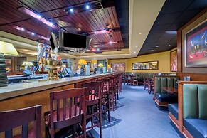 Crowne Plaza Dulles Airport by IHG