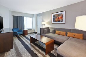 Crowne Plaza Dulles Airport by IHG