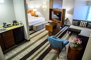 Crowne Plaza Dulles Airport by IHG